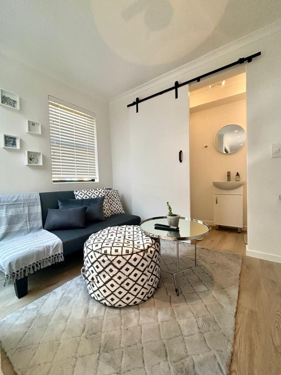 1 Bedroom Property for Sale in Gardens Western Cape